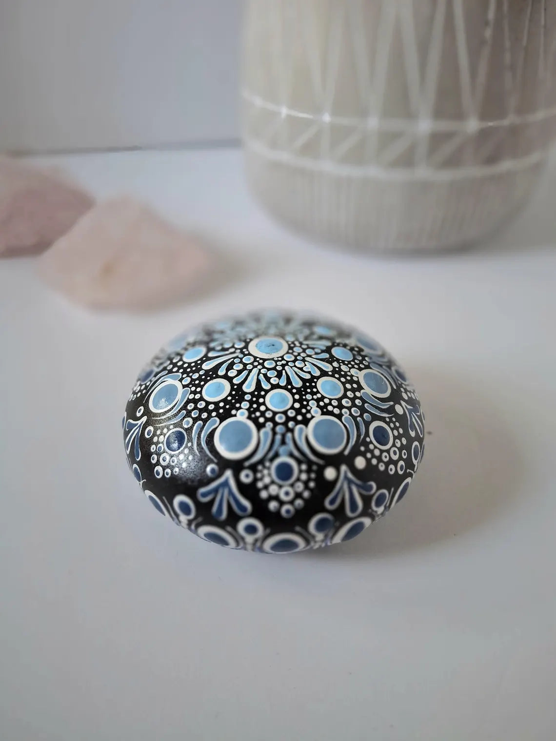 Handcrafted Mandala Pebbles: Nature's Calm